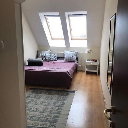 July Apartment Дебрецен Екстериор снимка
