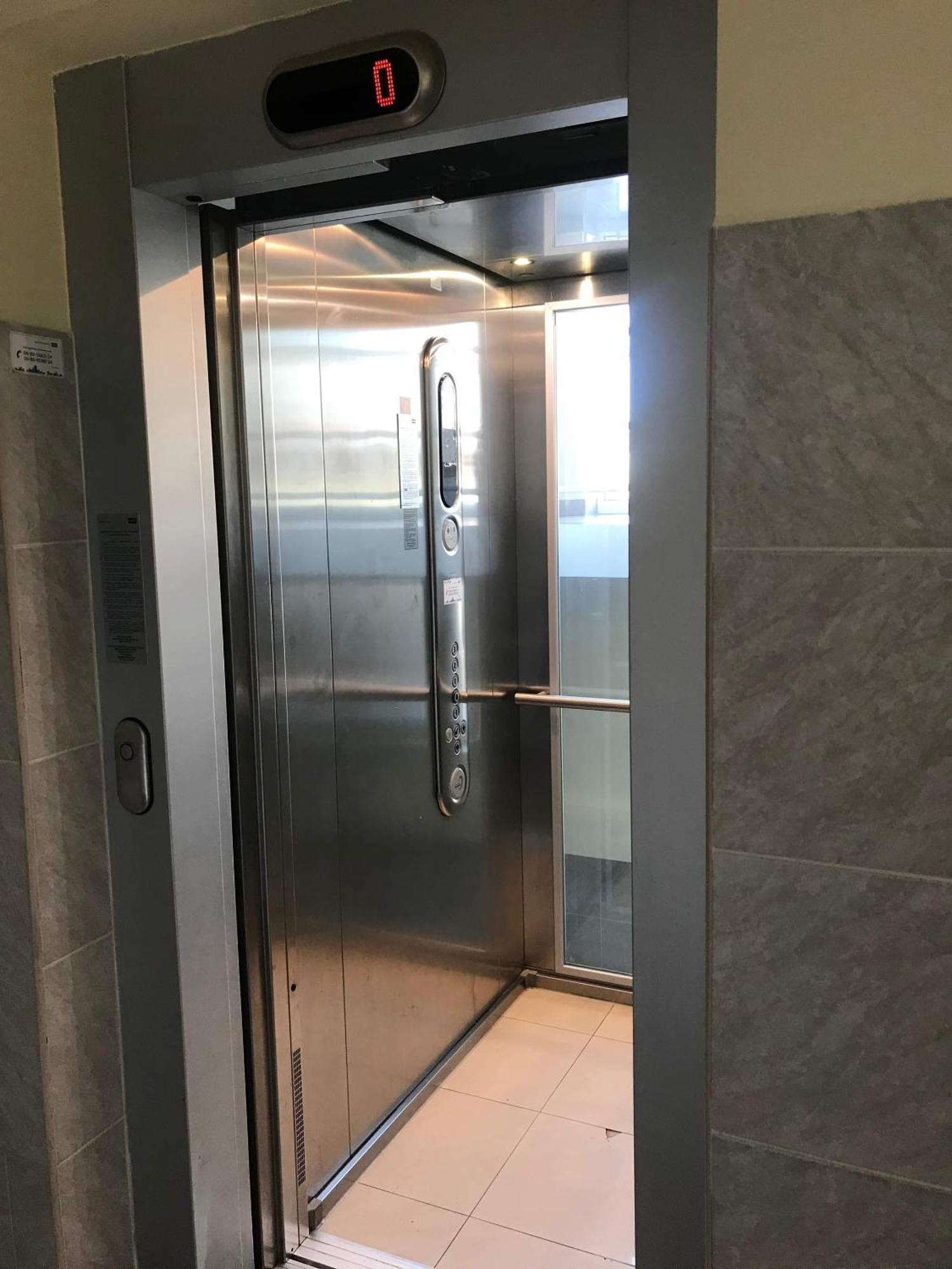 July Apartment Дебрецен Екстериор снимка